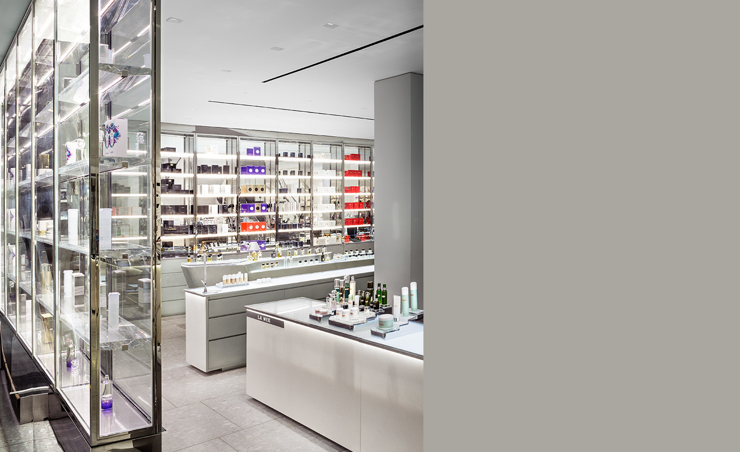 Steven Harris Architects LLP Barneys New York Cosmetics