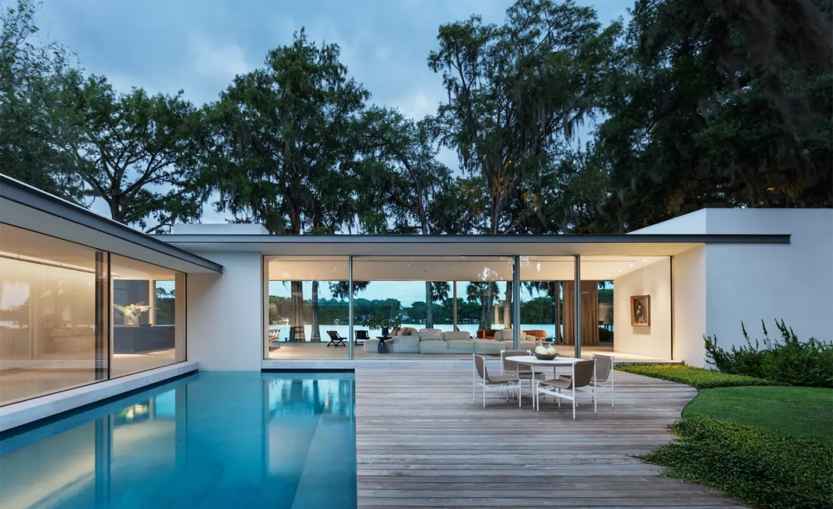 Winter Park Pool Lawn